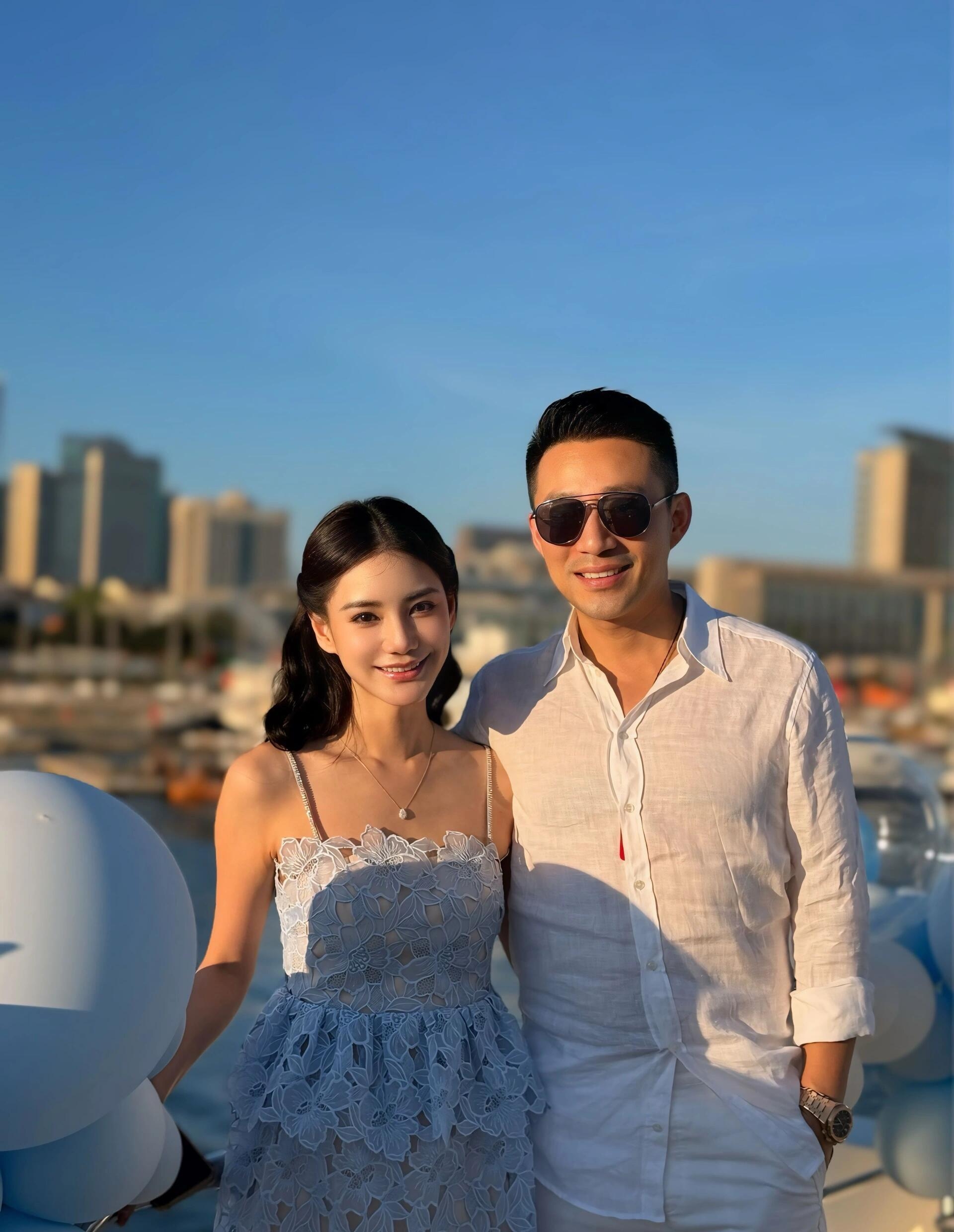 mandy搂老公脸亲吻有被甜到吗? 汪小菲