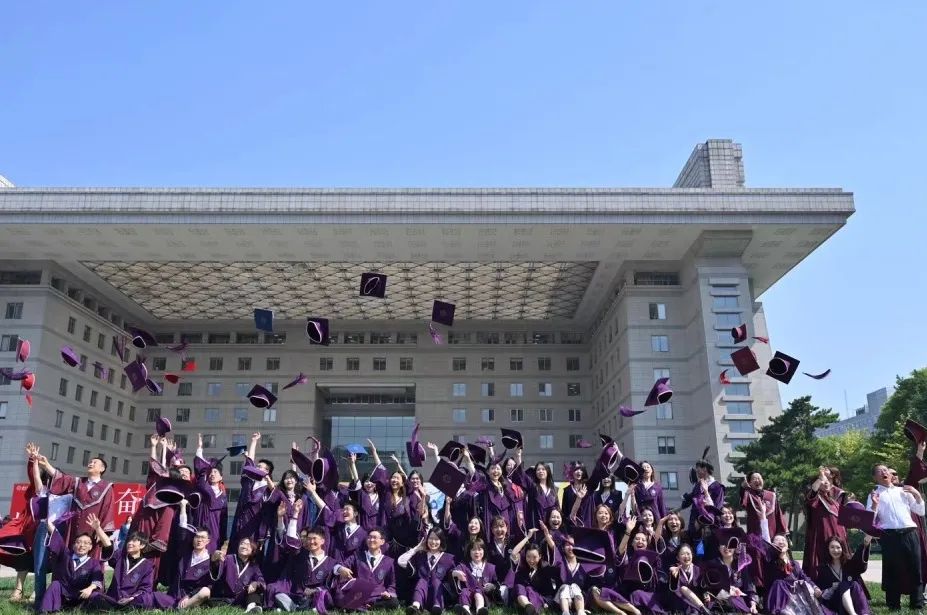 北京师范大学毕业典礼图片