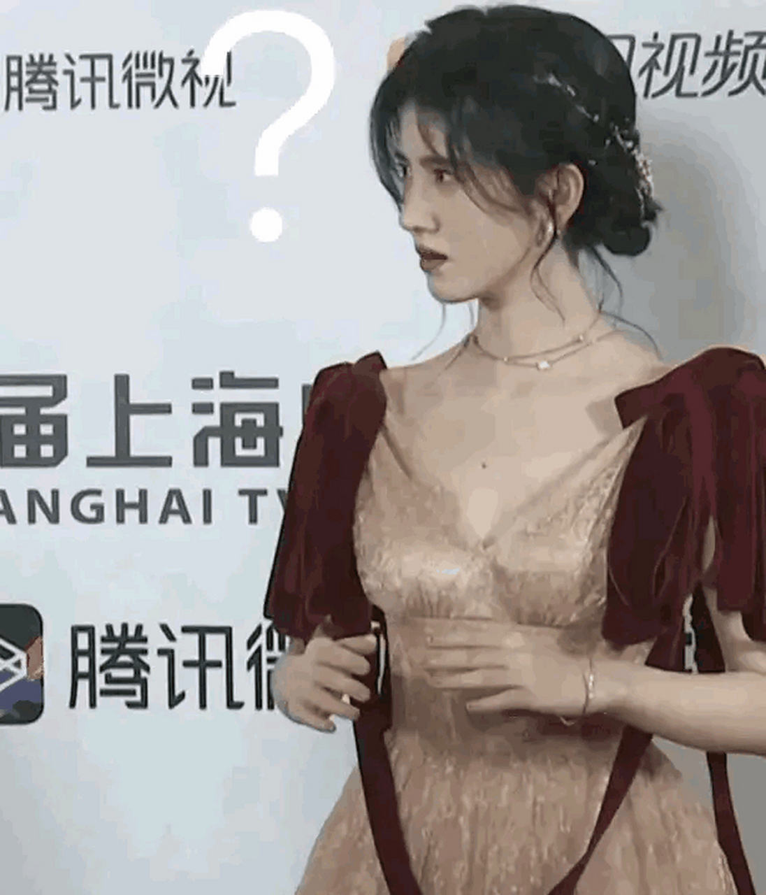 鞠婧祎迷糊傻白甜的人设装过头了