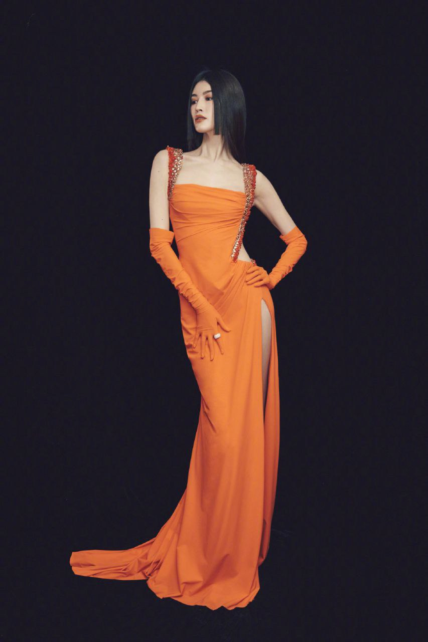 这真的是何穗的背么,感觉也不是很好看啊.