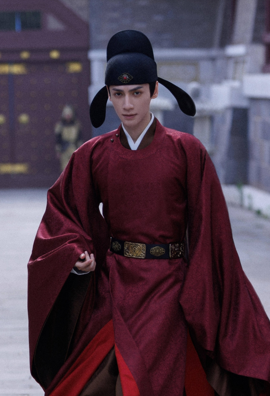 宋轶和罗云熙的《颜心记》是不是扑街了…… 感觉播出以后并没有什么