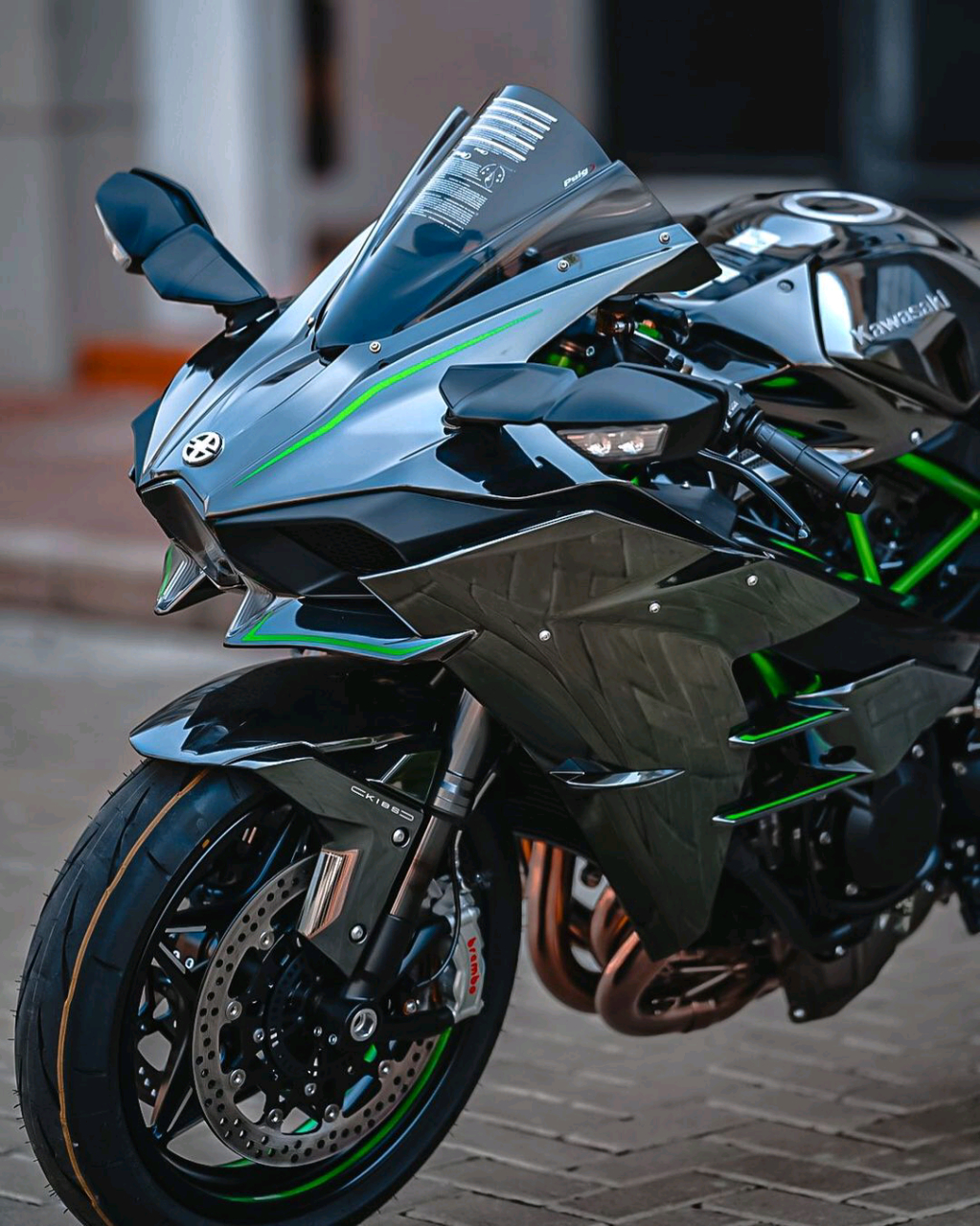 川崎 ninja h2:速度与激情的象征