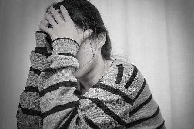 92年河南杀夫案女子为还债以离婚为业,不料第四次碰上个老狐狸!