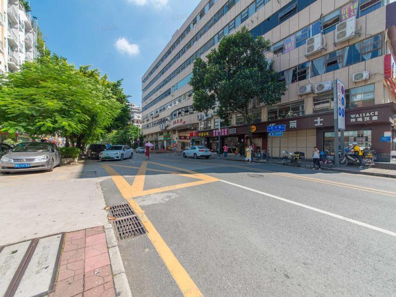 深圳龙岗区坂田山海商业广场写字楼办公室出租招租招商租赁