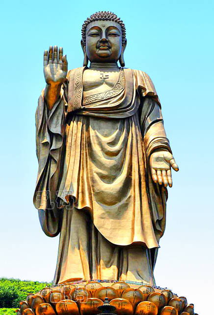 江苏省无锡市滨湖区的一处著名旅游景点,也是中国最大的青铜坐佛像