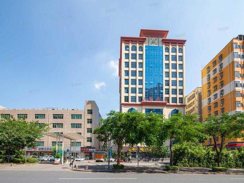 深圳龙岗区坂田山海商业广场写字楼办公室出租招租招商租赁