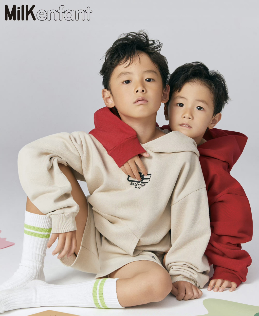 张嘉倪的大儿子皮肤随她,脸长得也太像买超.