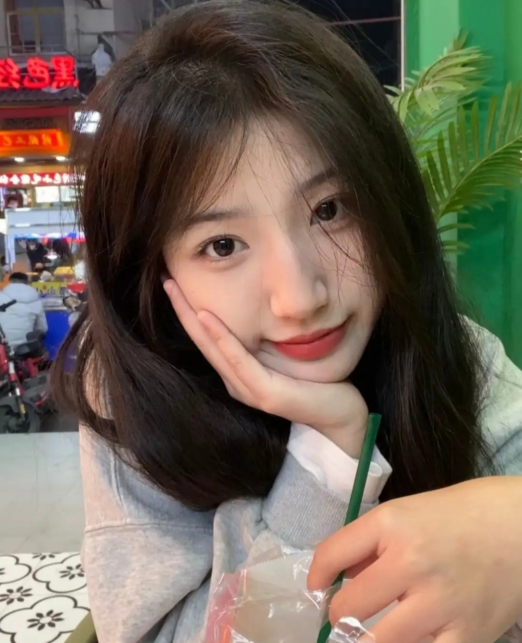 就喜欢素颜的清纯美女