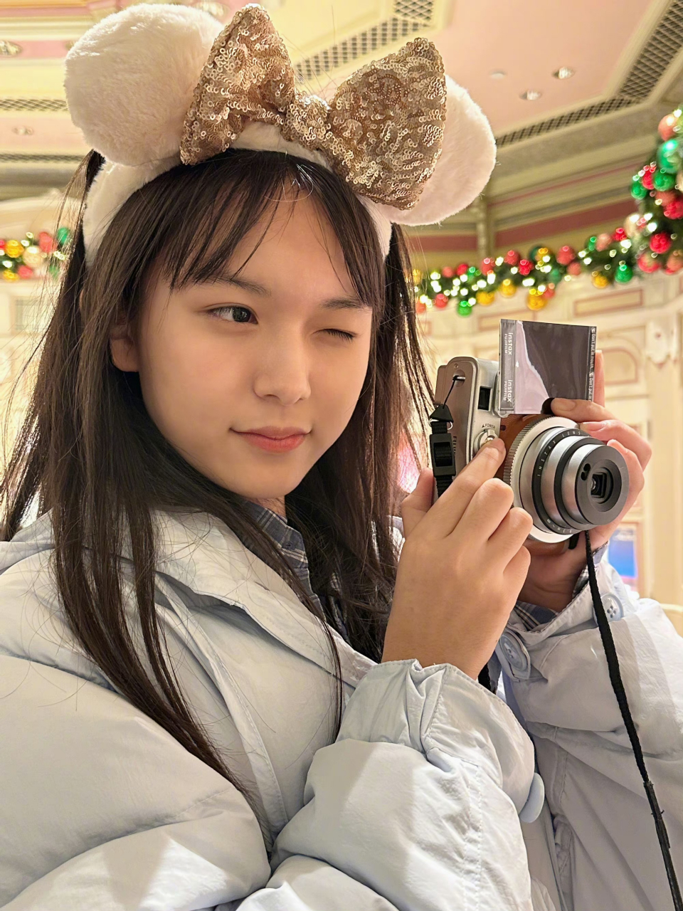 小芈月扮演者刘楚恬等比例长大,还是那么可爱漂亮.