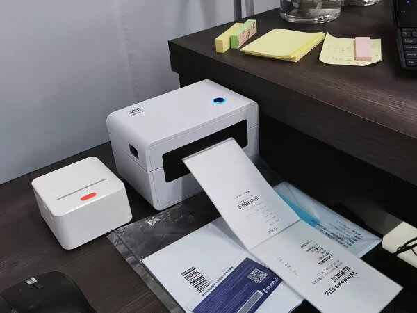 汉印n31打印机:小巧便携,打印速度快,操作简单