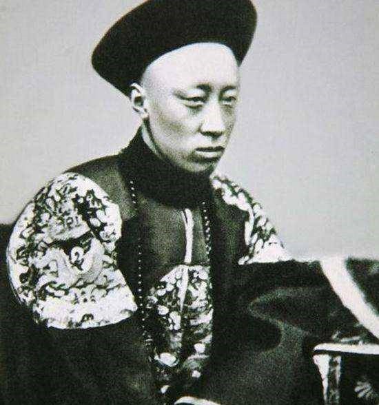 同是皇帝的儿子,胤祥和弘昼的子孙,却分别走上了不同的发展道路