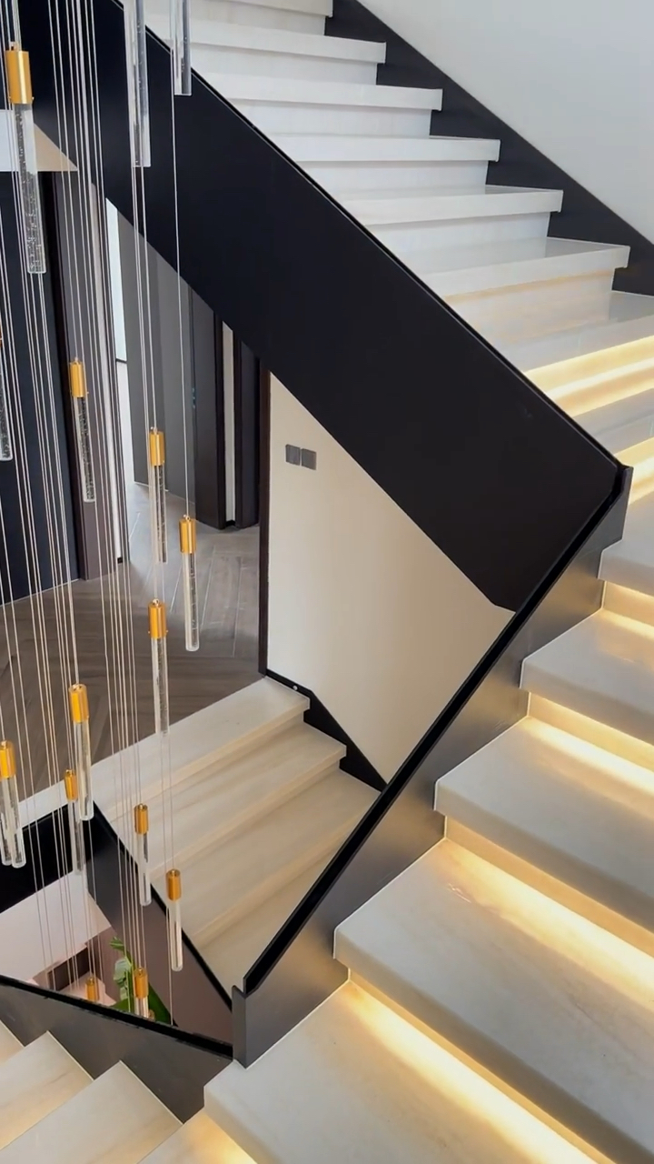 钢板槽玻璃扶手,高级又大气