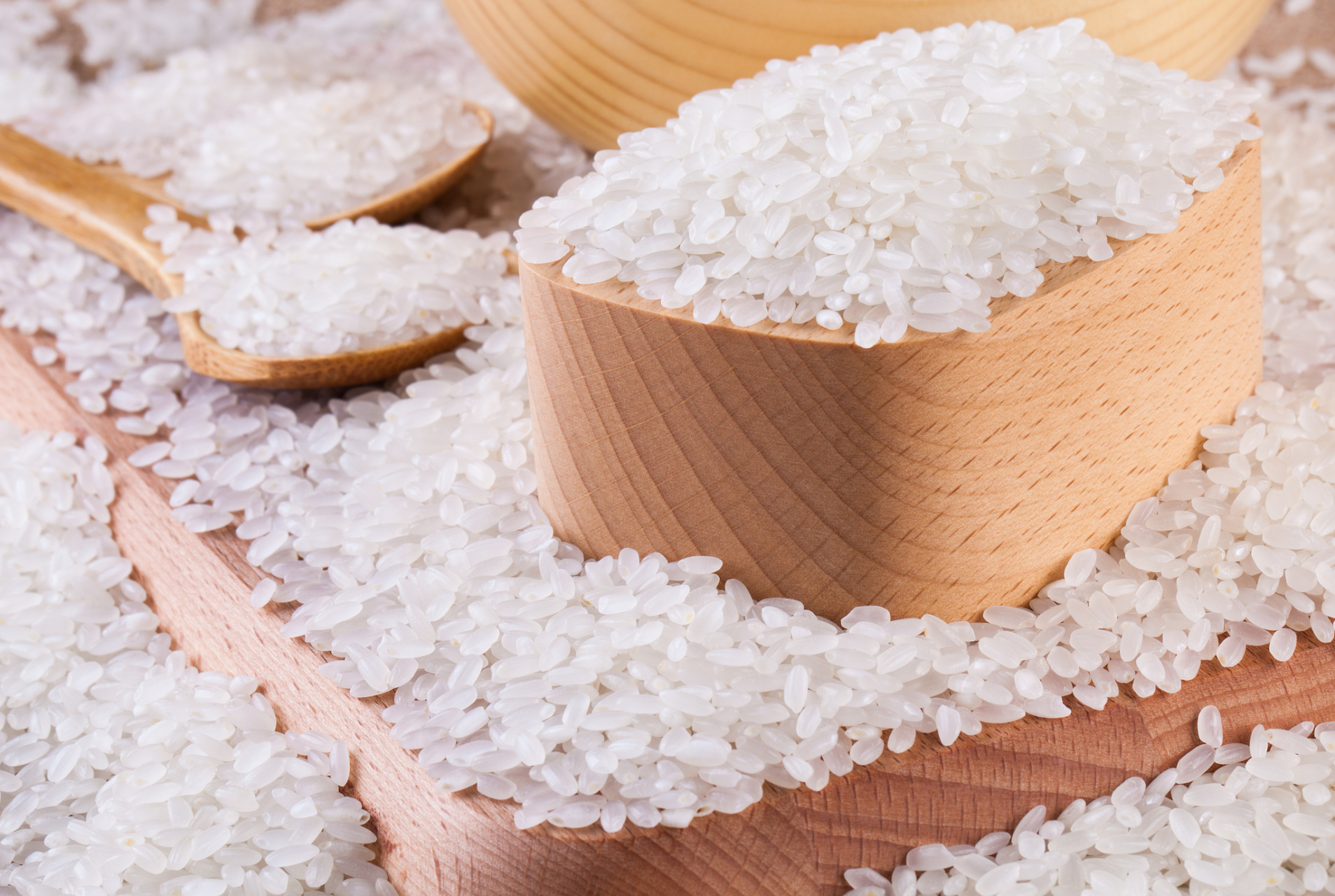 买大米认准这6个产地,不比五常大米口感差,饭粒油亮,香味浓郁