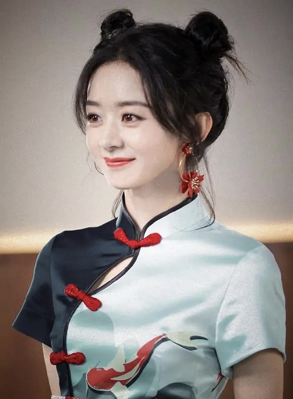 女星们双丸子头造型,可爱俏皮又减龄.