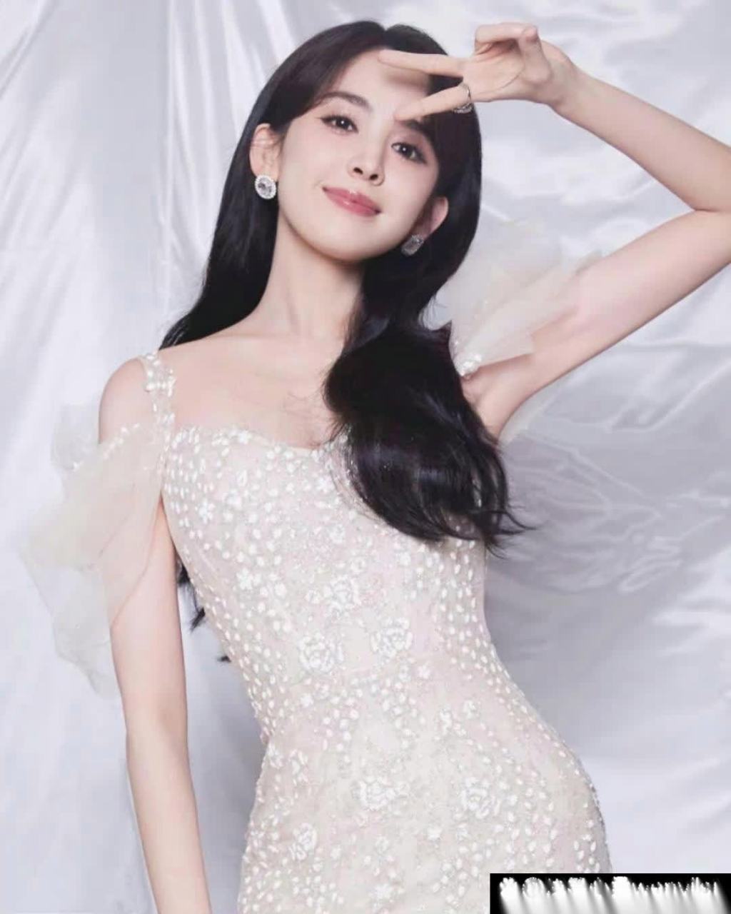 古力娜扎甜美清纯的容颜