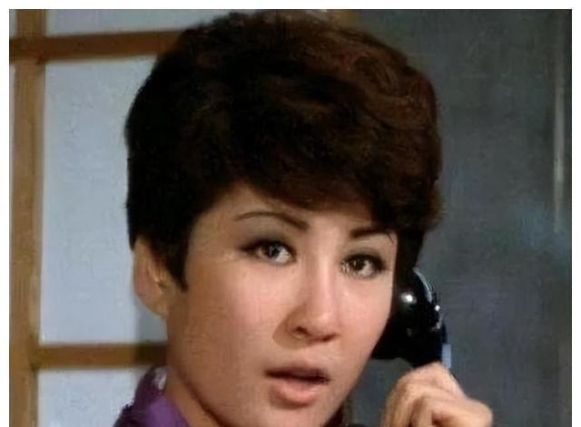 向咏恒:李小龙死在我妈床上,向华强是我爸我跟后妈陈岚是1家人