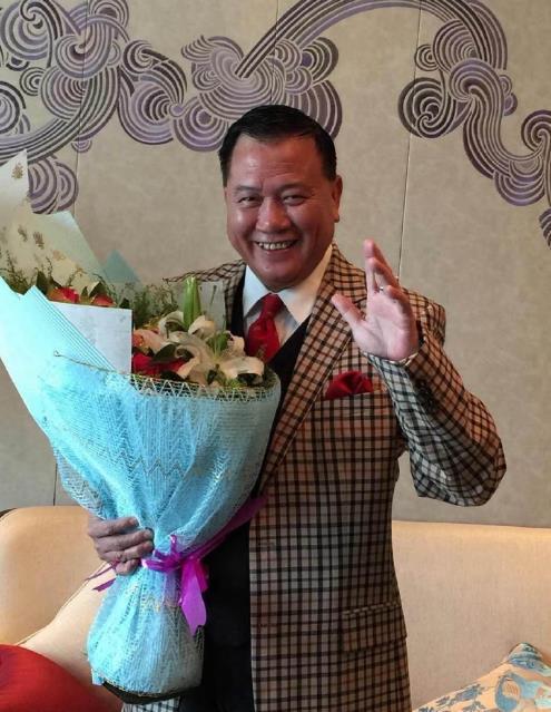 66岁香港著名演员万梓良传来最新消息!