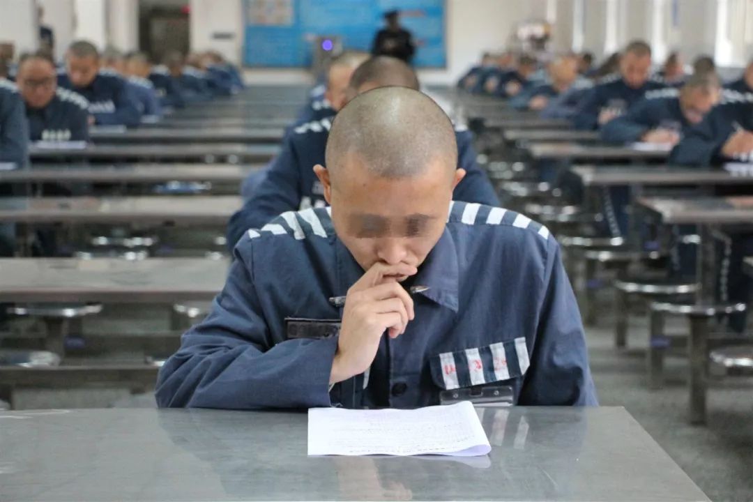 21年,江西悍匪连杀三人,被捕归案后,他痛哭不已