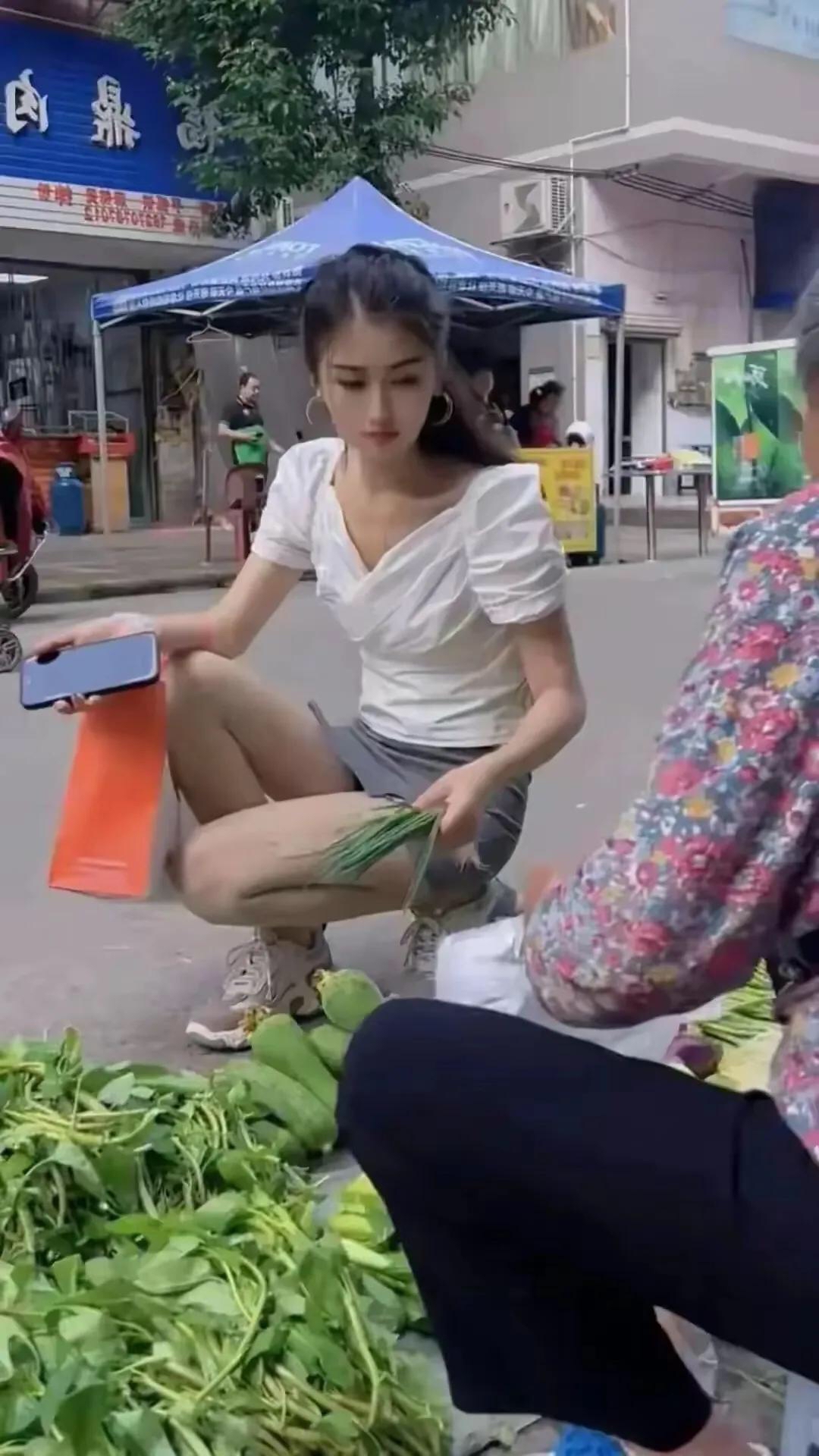 美女大妈婚后图片