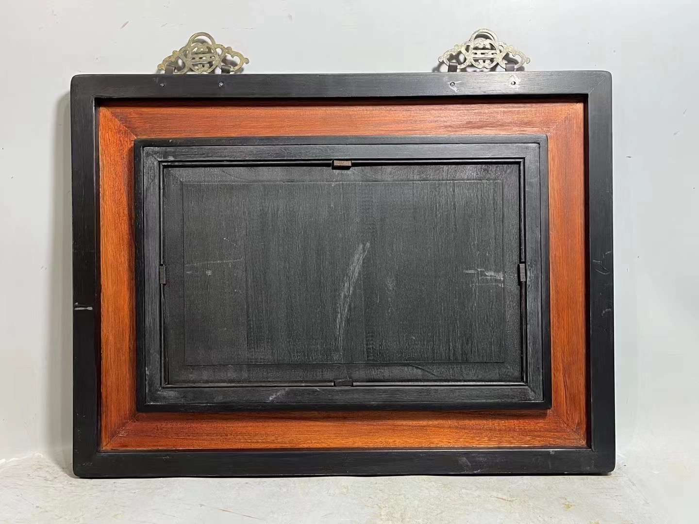 珠山八友王琦粉彩人物瓷板.外框高度57厘米,宽度42厘米