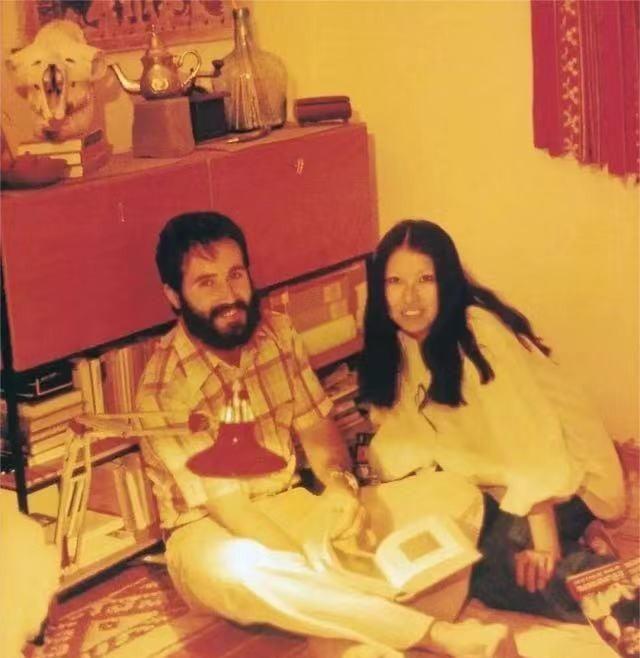 闪耀在台湾文坛的才女三毛,以自由奔放,追求理想而闻名