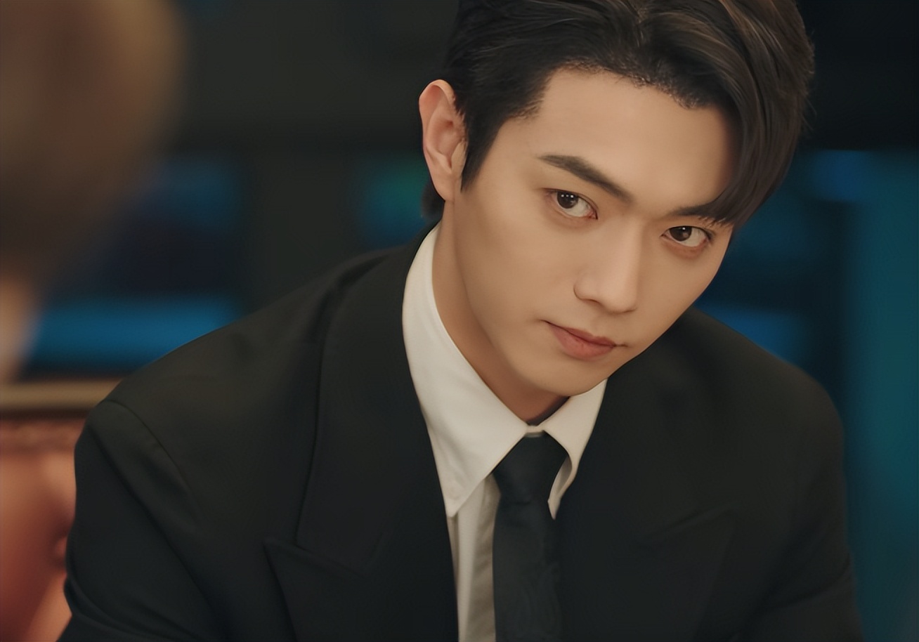 《你比星光美丽》出圈理由:施诗的演技,谭松韵的脸,许凯的身材