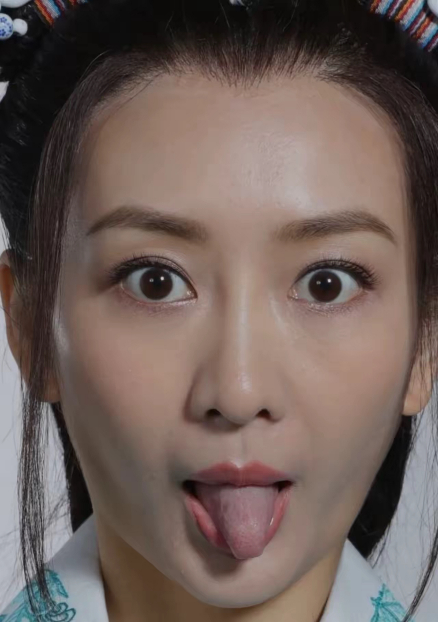 42岁王鸥表情显眼包之诱惑! 迷人的一面,火出圈?