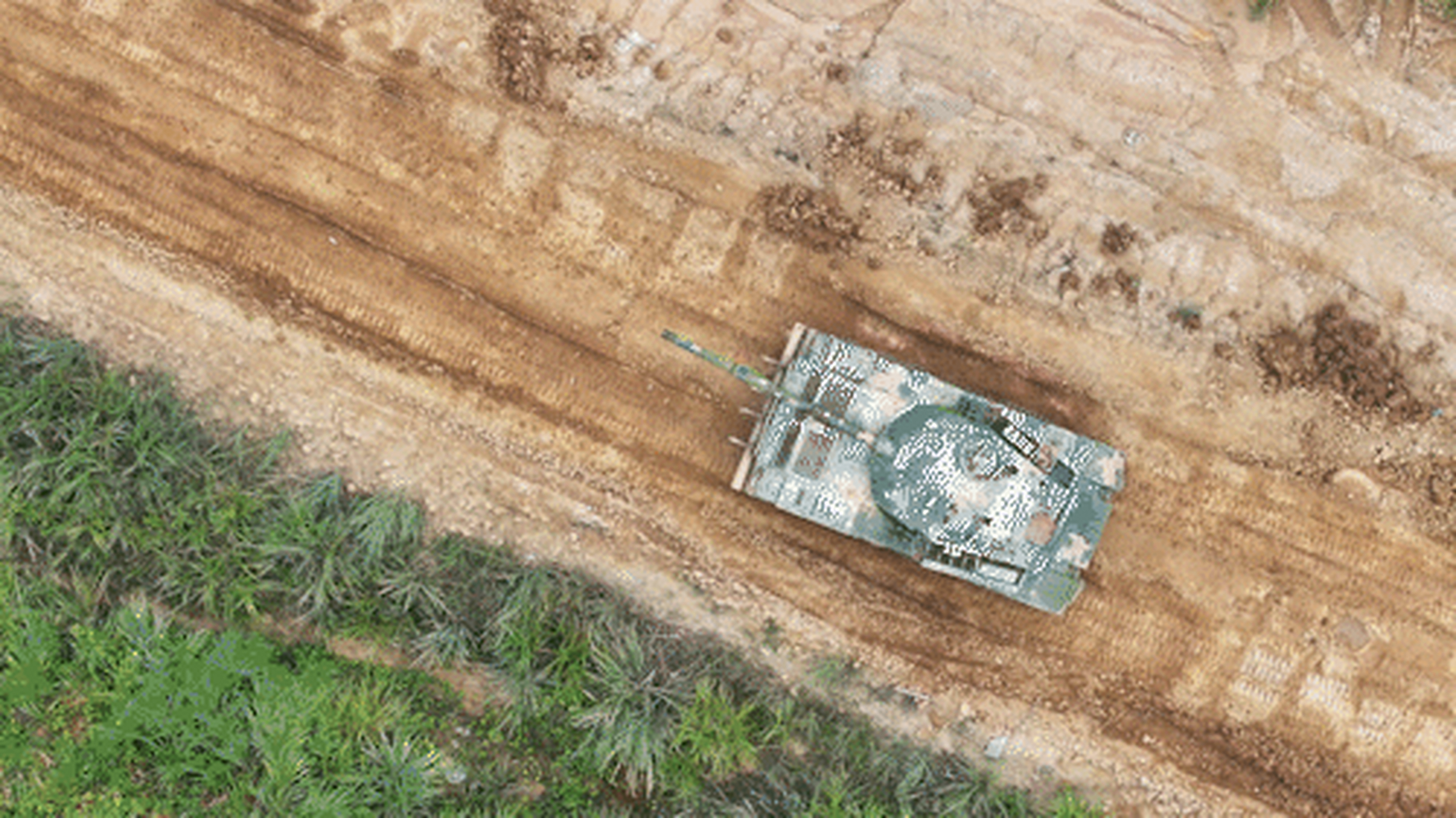 东部铁拳劲旅|镇守东南  该旅还是96a 04步战车组合,  什么时候升级成