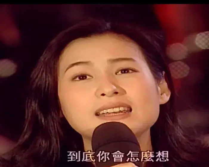 "奶茶"刘若英～演"结婚狂"方小萍,46岁高龄生子,至今很幸福