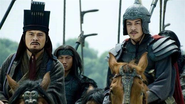 吕布死后,他最爱的三个宝贝哪儿去了,曹操关羽赵云各得其一