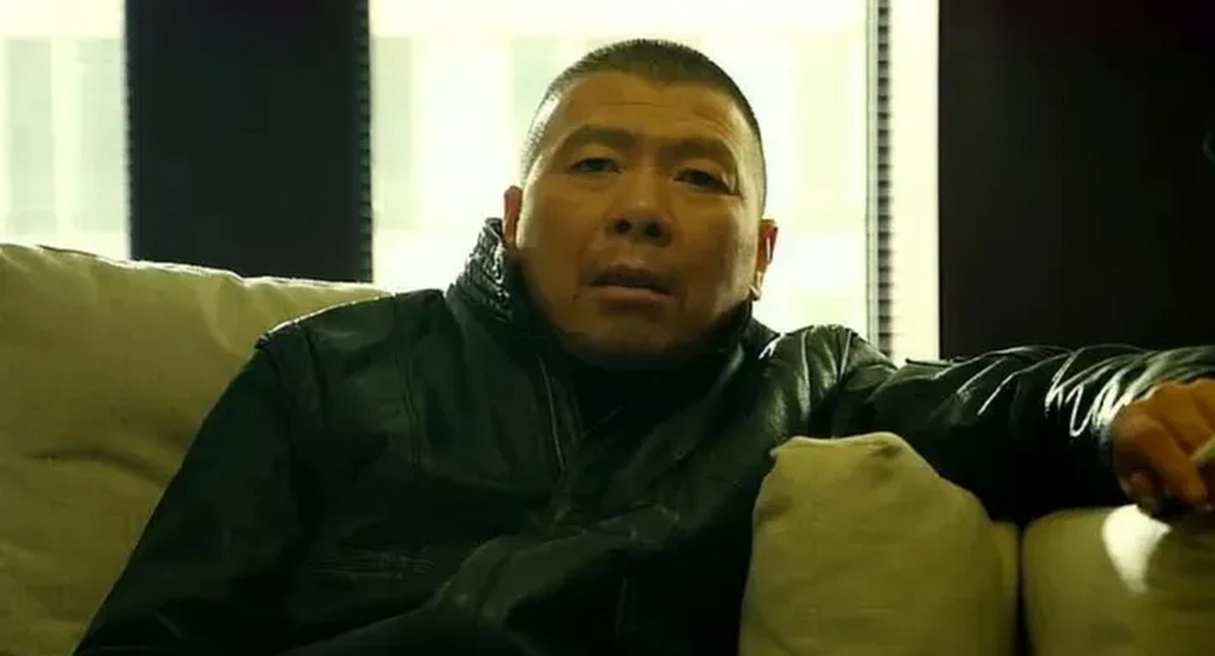 在《老炮儿》里,冯小刚所饰演的六爷,在电影中被称作老炮儿,可在现实