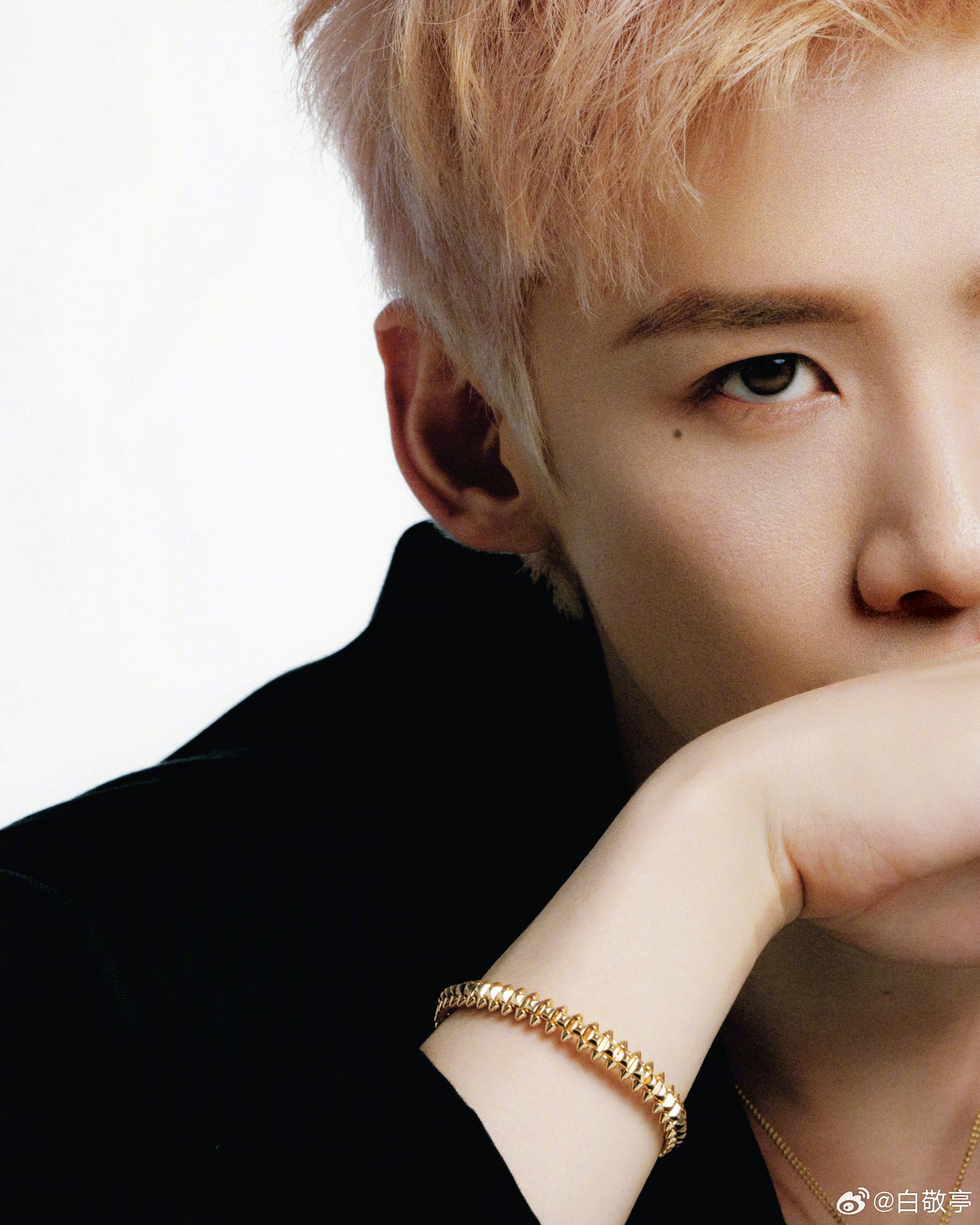 白敬亭金发# 白敬亭一次性金发,像从时尚杂志里走出来的#白敬亭