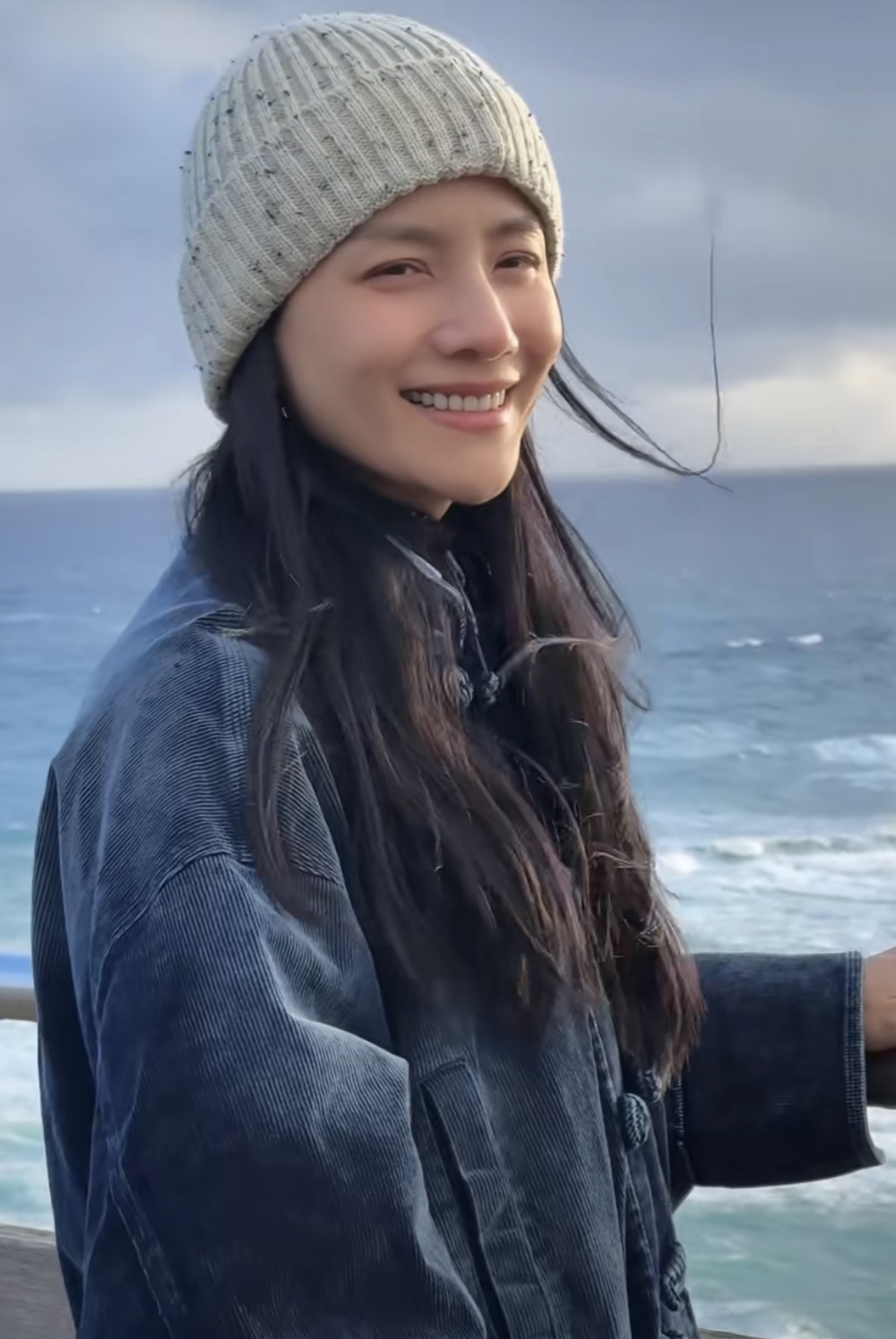 7月3日,沙溢老婆胡可在社交平台高调晒出一段视频,视频中,沙溢胡可