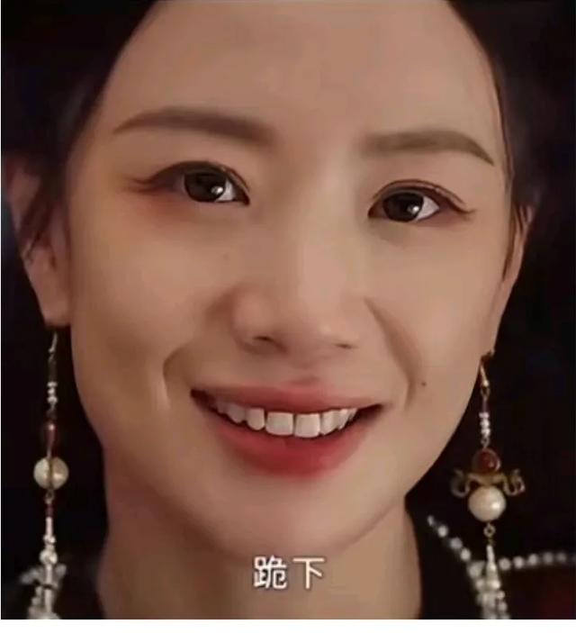 李梦也太可爱了吧,在线喊话网友收集她的表情包,说需要打鸡血