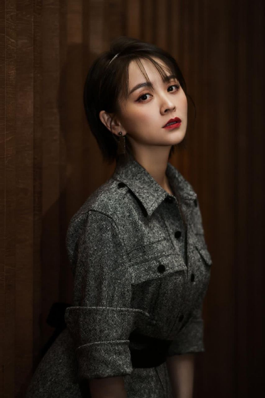 邓莎黑白怀旧风情