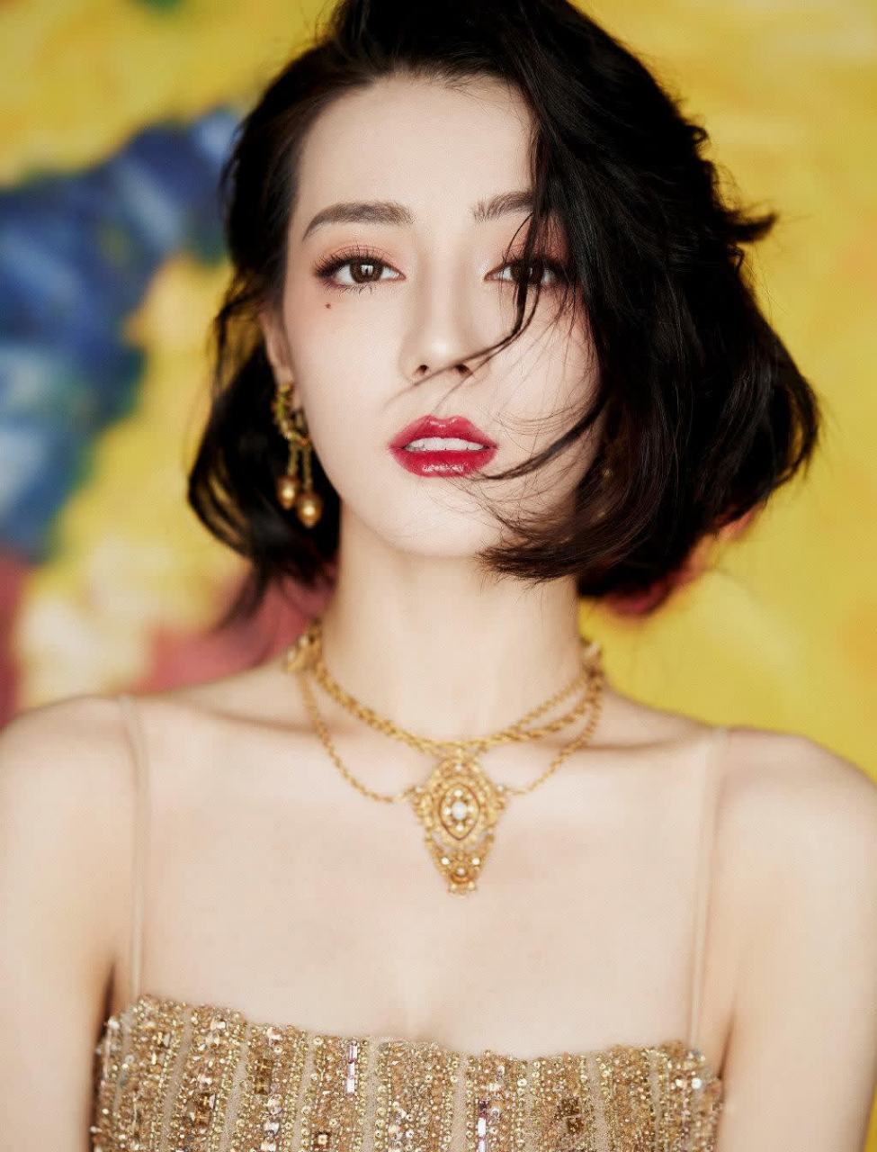 迪丽热巴,在逃公主,蝴蝶美人.
