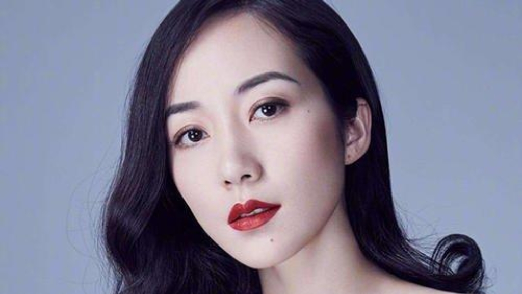 韩雪纯净形象背后的坚持,温峥嵘多面人生如何铸就?