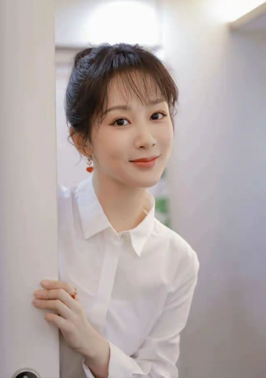 7月5号,杨紫和檀健次纷纷冲上了热搜!