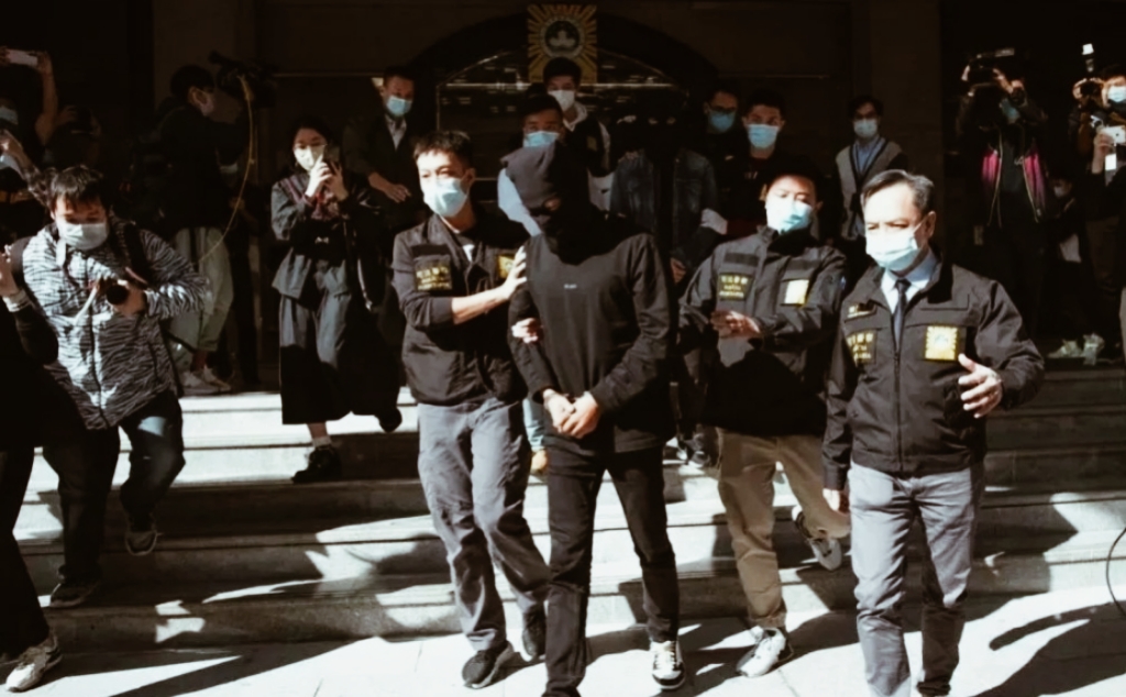 在澳门,太阳城集团的传奇人物"洗米华"周焯华,一度风光无限