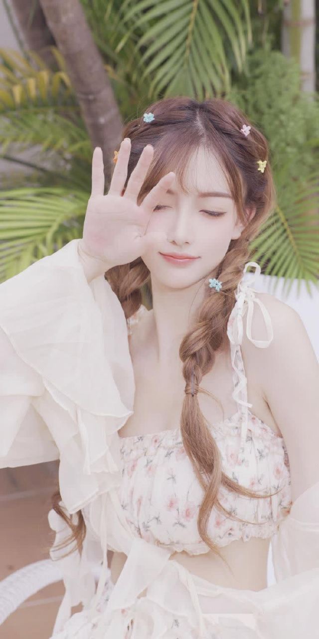 双马尾小姐姐,青春靓丽,元气满满.
