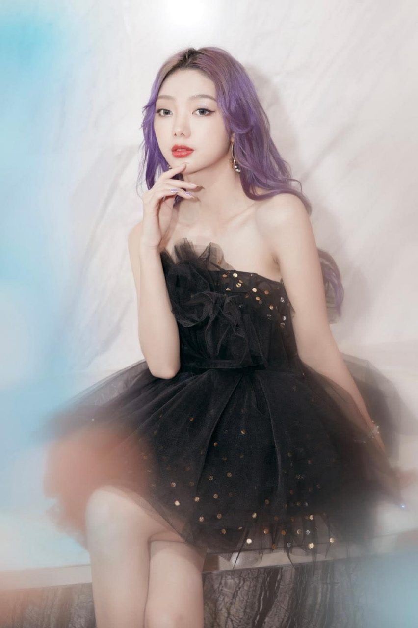 火箭少女李紫婷的微笑如同春风,温柔而美好.