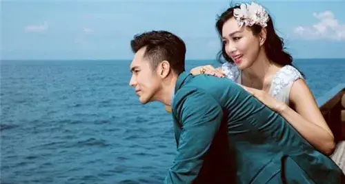 张伦硕的个人资料简介,比妻子小那么多:娶钟丽缇可谓是万人瞩目