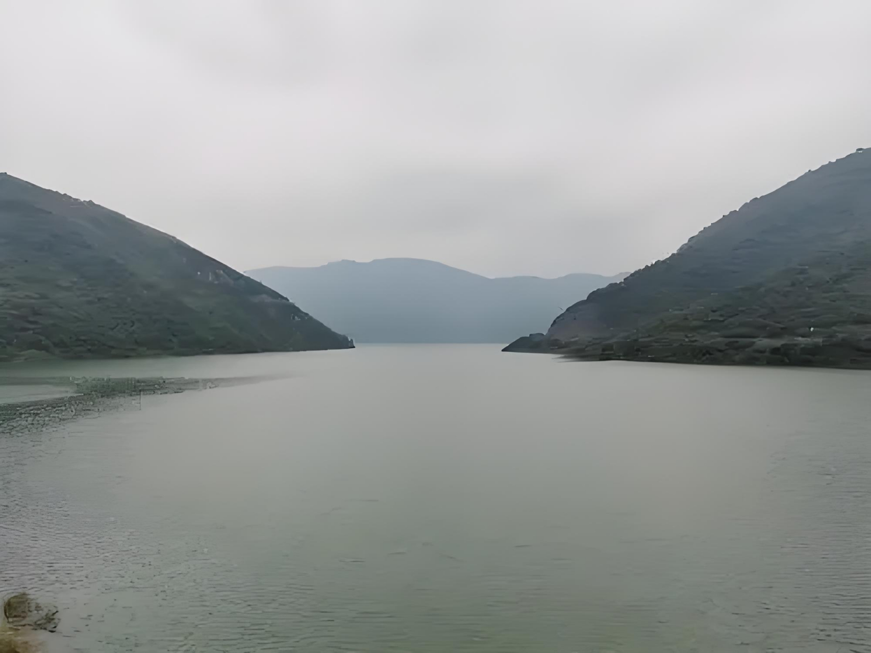 皂市水库是一个可以进行免费休闲垂钓的地方,位于湖南省常德市石门县