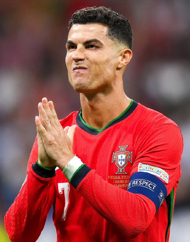 如火如荼的欧洲杯就像这个炎热的夏天一样,轻轻的来