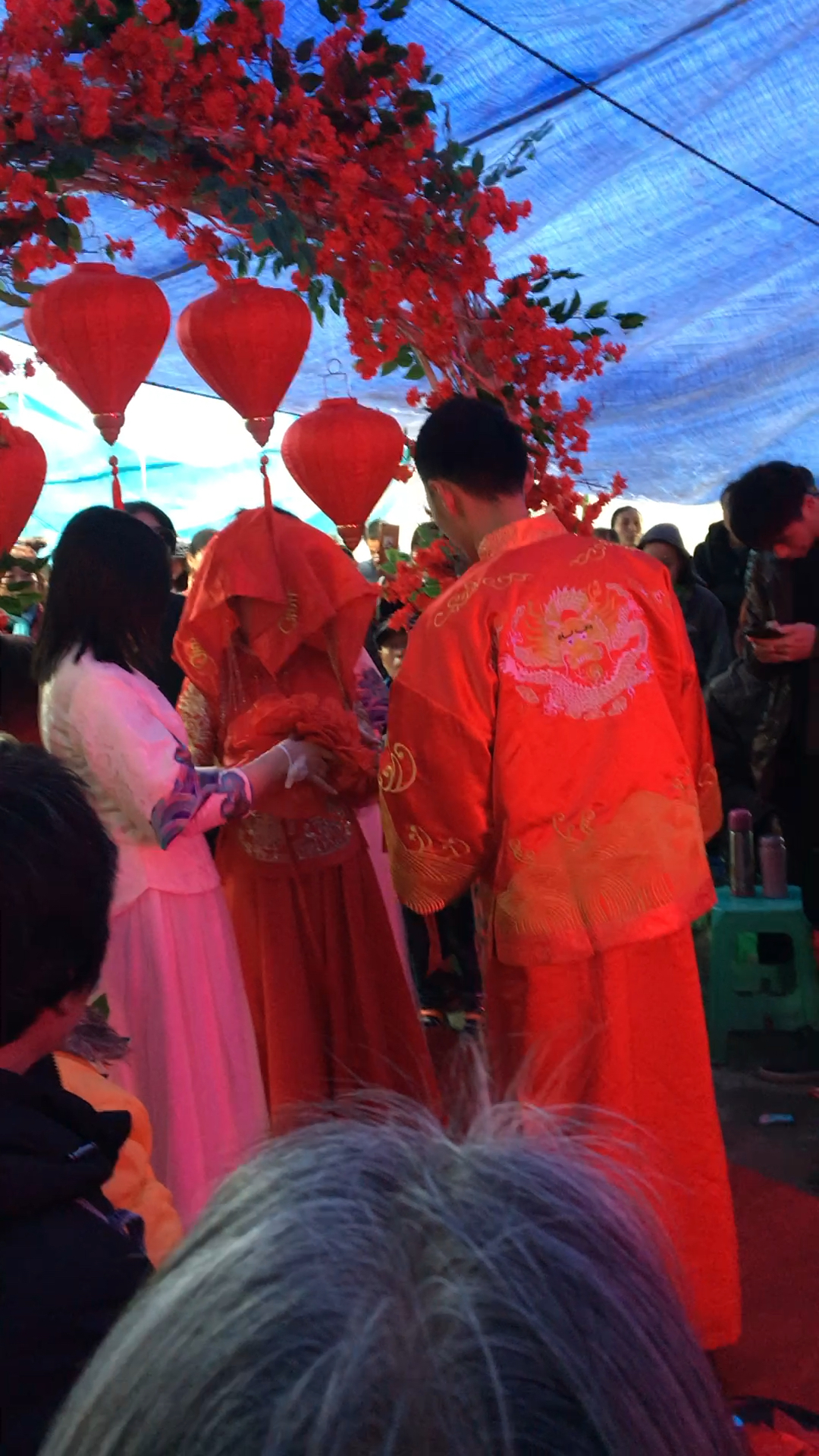 娶媳妇,奋斗一辈子都给了别人的儿子,儿子一结婚就把亲妈接过去带孩子