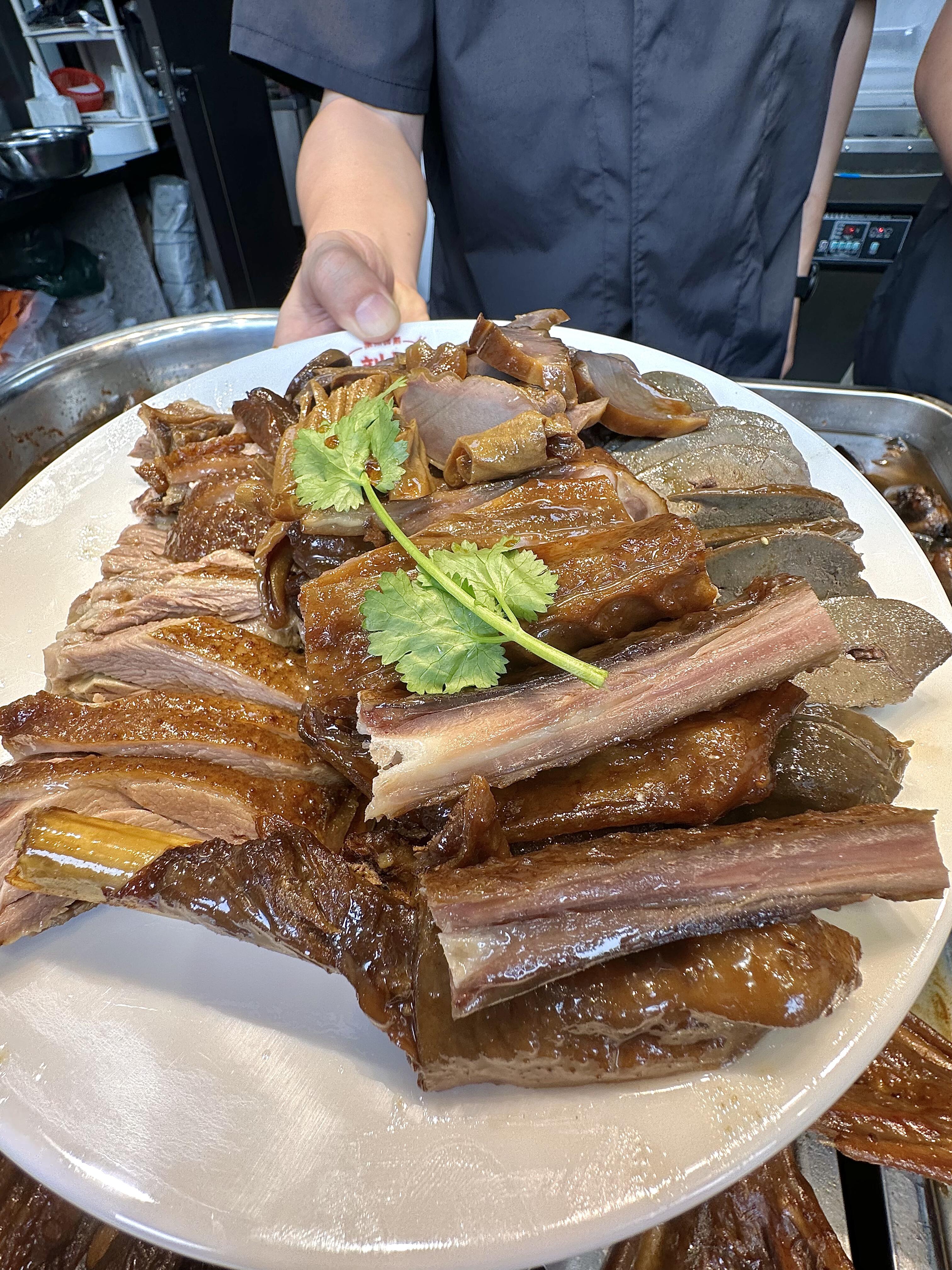 狮头鹅好好吃 潮州美食