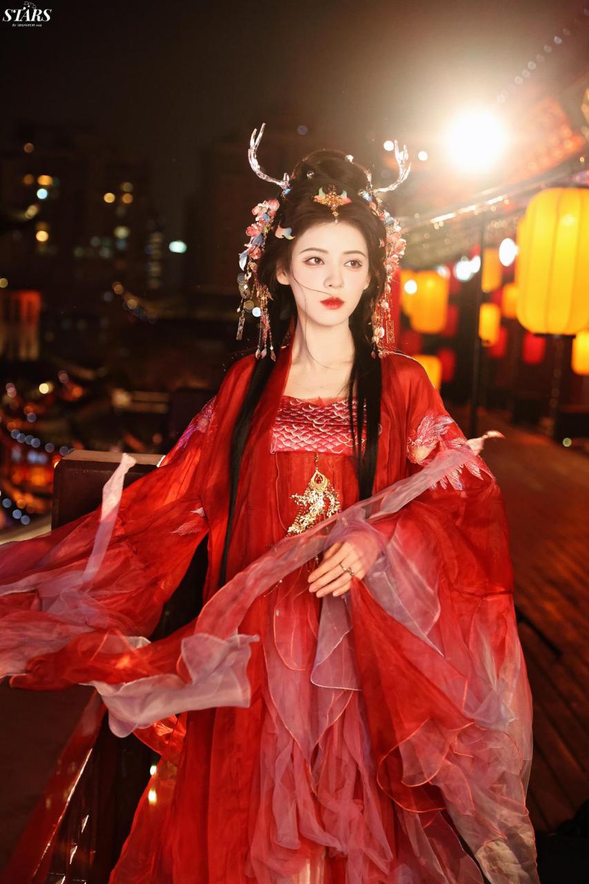 张予曦:红色唯美古风大片来袭