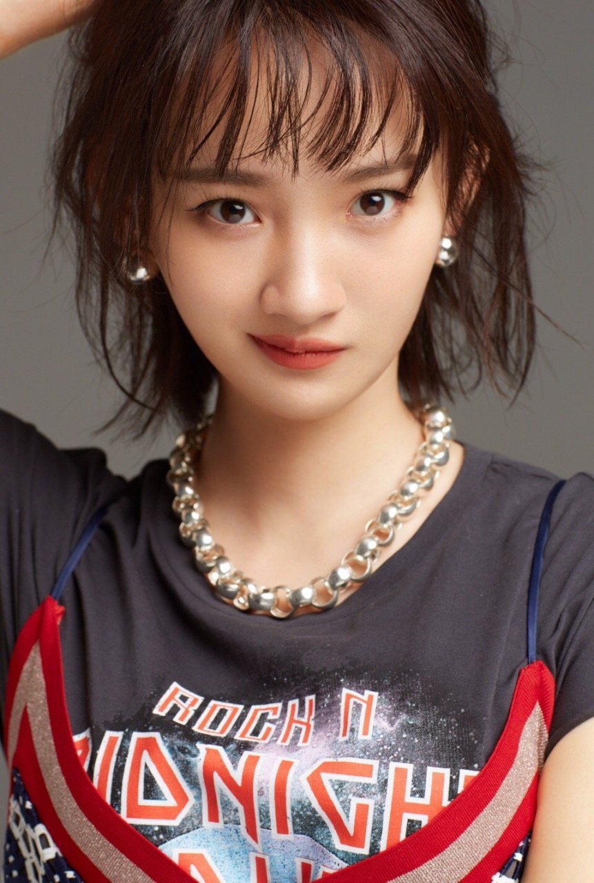 梁宝羚,青春气息