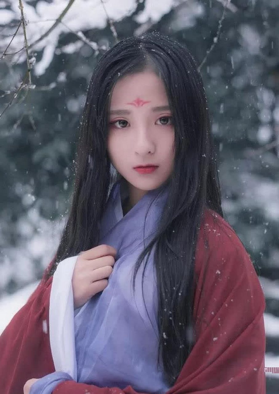 真人古风cos,每一张都美的不可方物,或许她们适合生活在古代