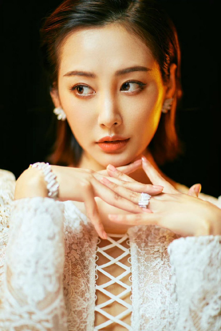 李纯,优雅的迷人气质